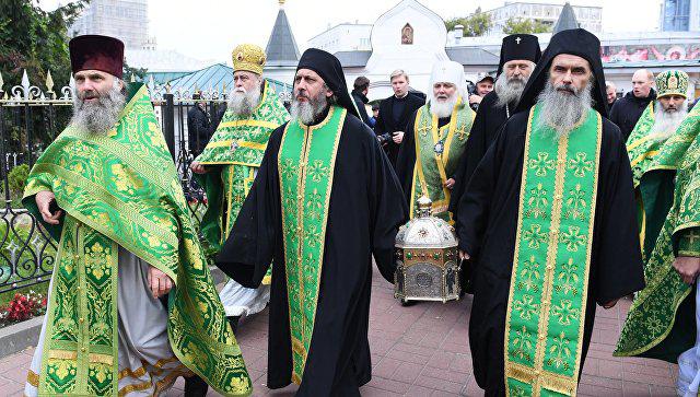 영적 삶의 사건 : 모스크바에있는 Silouan Athos의 유물