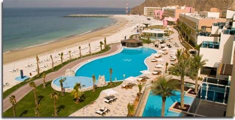 호텔 설명 Fujairah Rotana Resort 5 *